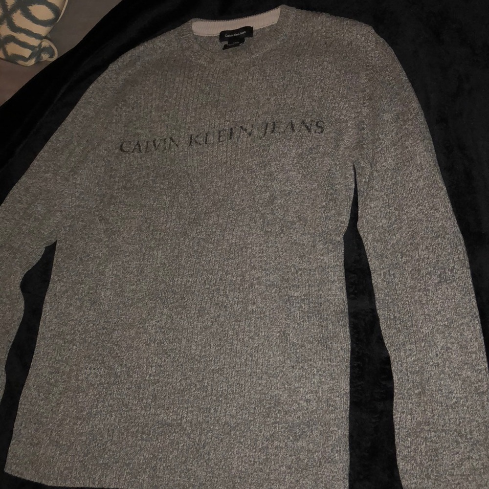 Calvin Klein sweatshirt